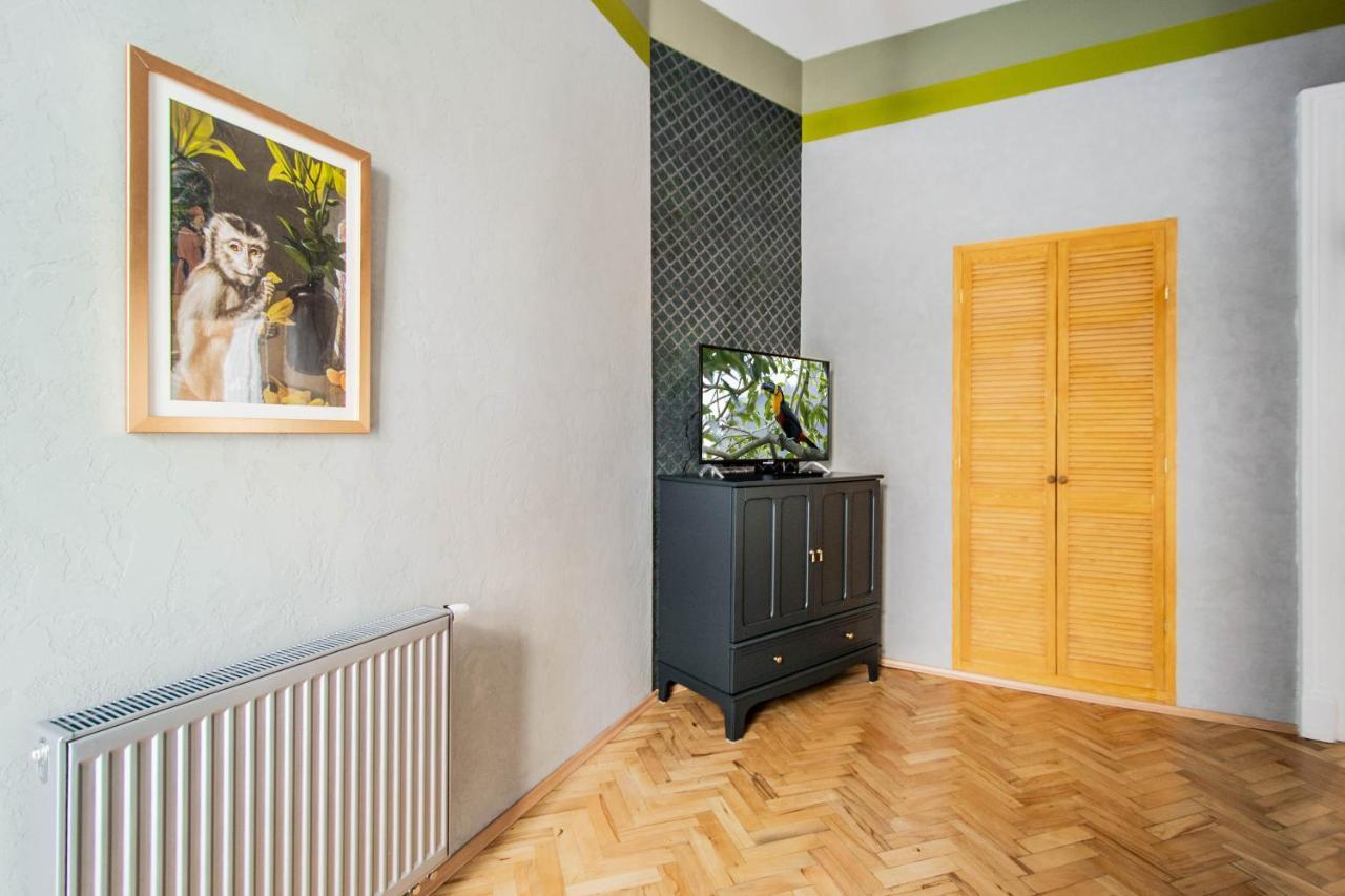 Ferienwohnung 3Bdr Oasis In The Heart Of Prag Exterior foto